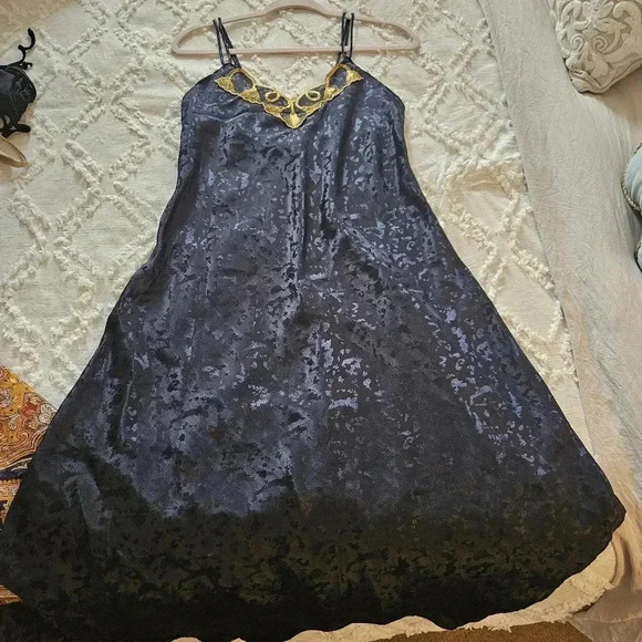 VINTAGE Russell Newman Intimates Gown and Robe - Picture 11 of 17